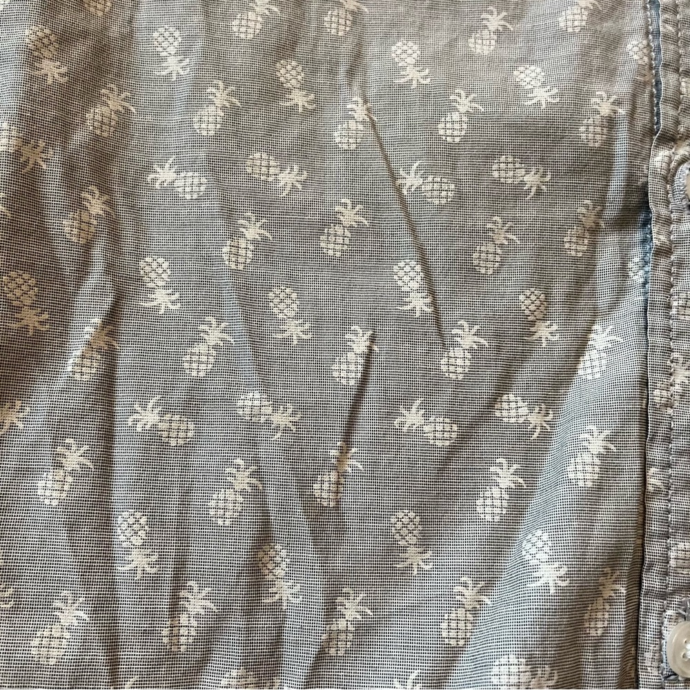 Native Code Men’s Pineapple Button Down Shirt - Picture 2 of 4